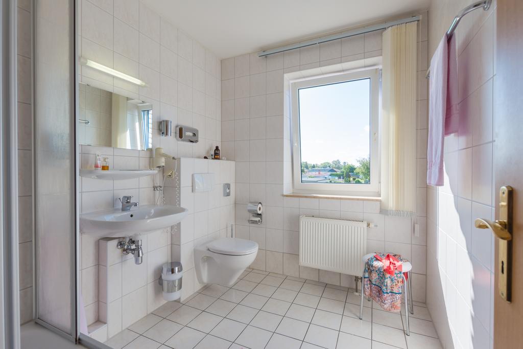 Haffidyll Garni Hotel Rerik Bagian luar foto