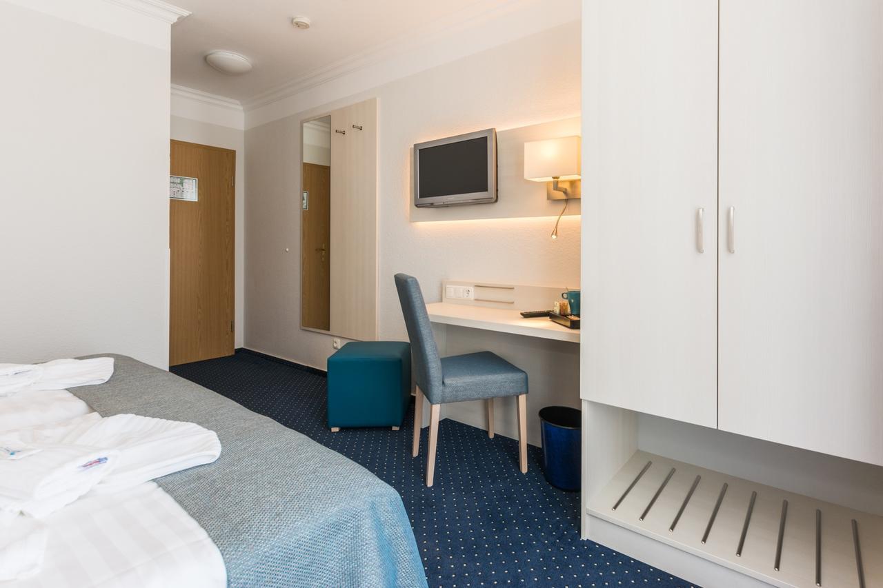 Haffidyll Garni Hotel Rerik Bagian luar foto