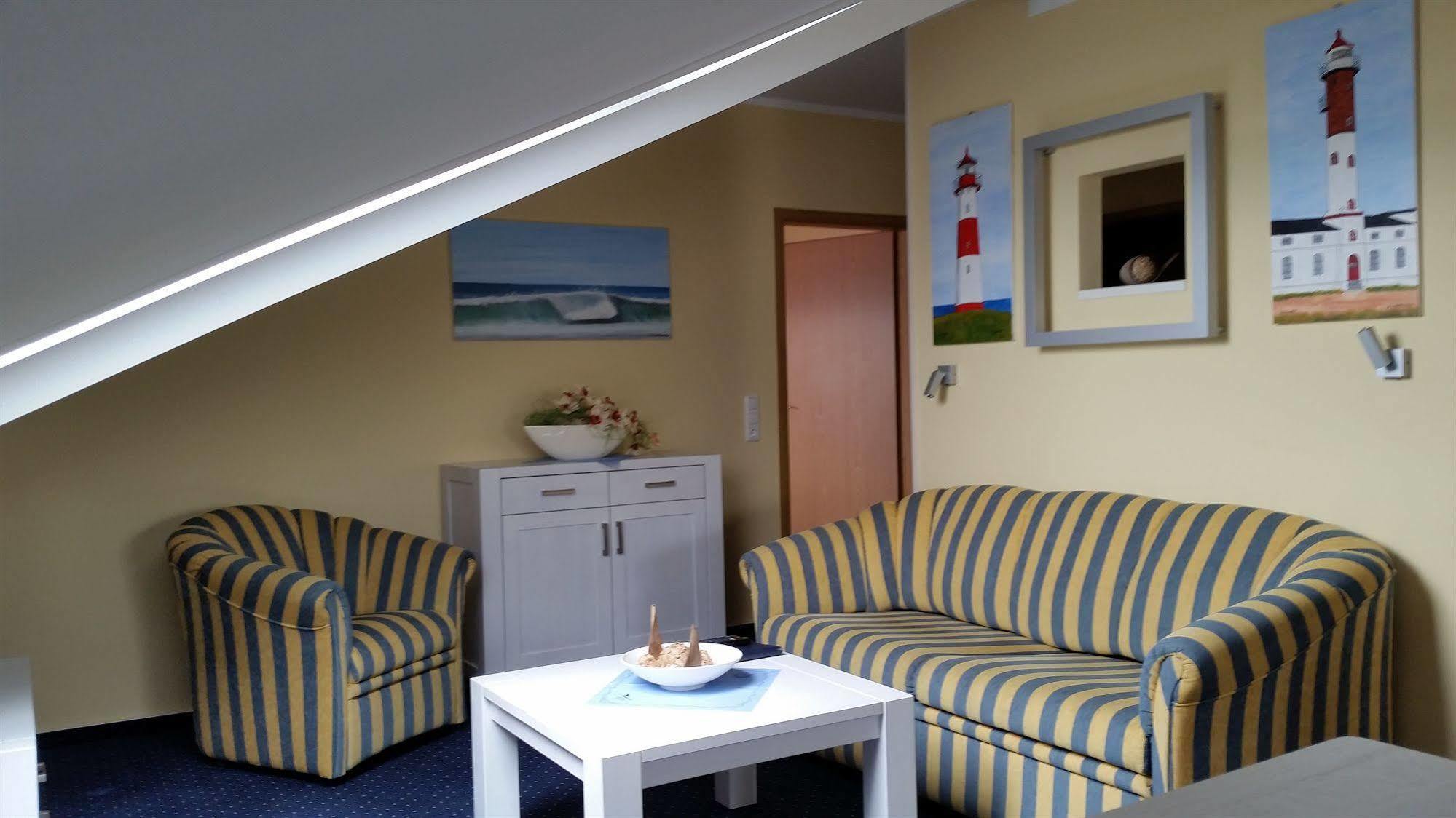Haffidyll Garni Hotel Rerik Bagian luar foto